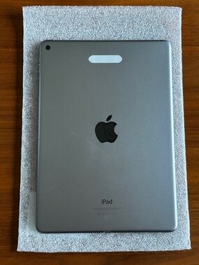 iPad Air 2nd Gen (2014) 32GB